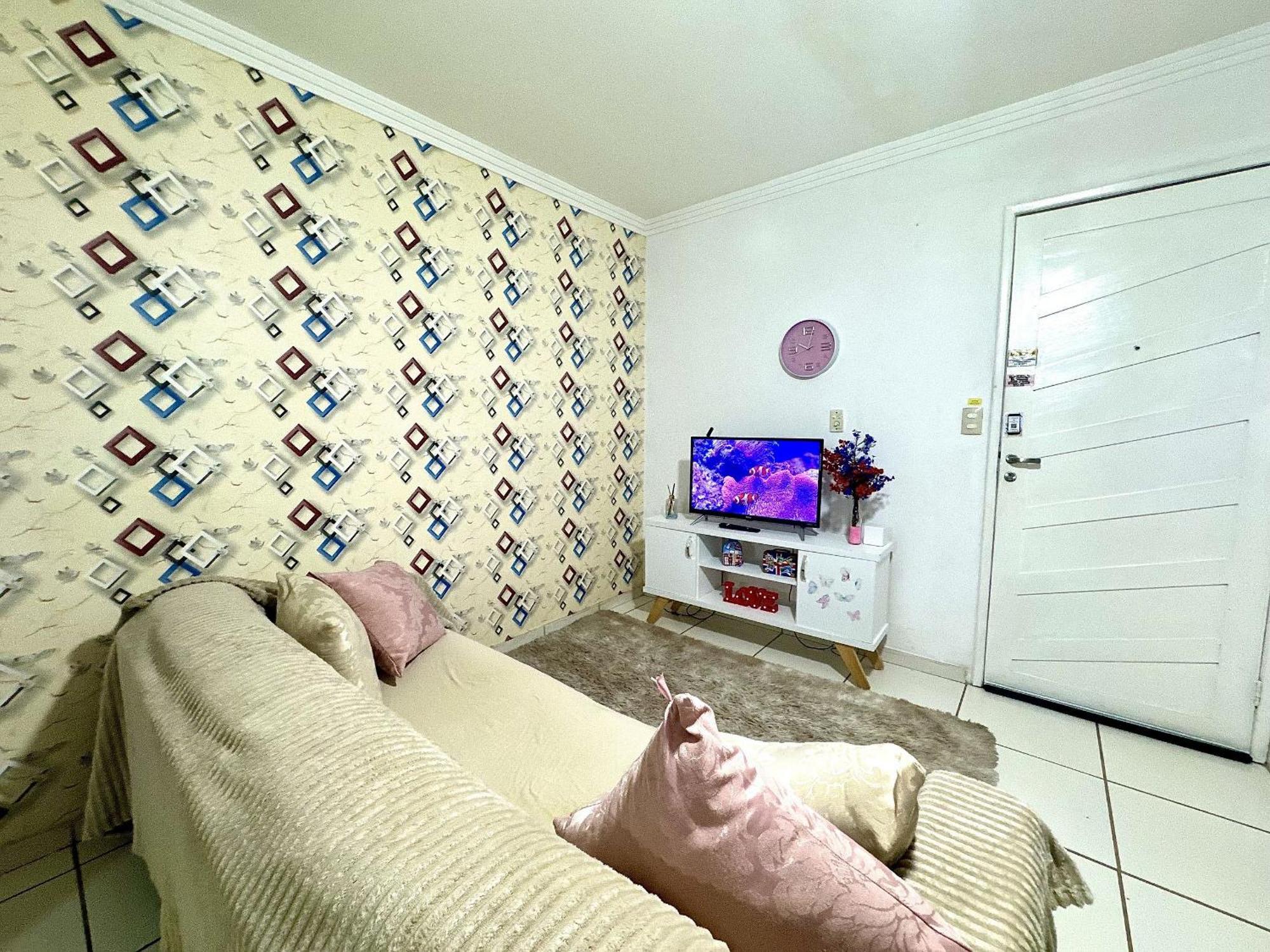 Em Com Wi-fi, Proximo A E Perfeito Todos Os Tipos De Viagem Apartamento *
